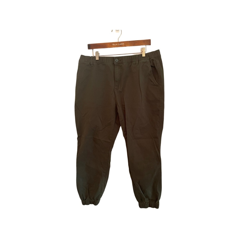 Ebui jogger pants size xxl excellent condition Also has drawstring in army green